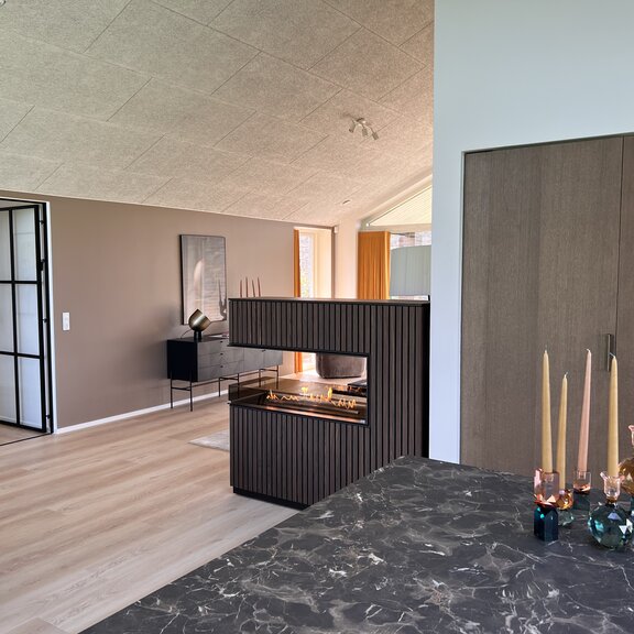 Brûleur bioéthanol Panel Wall Séparateur de pièce en profondeur dans le salon